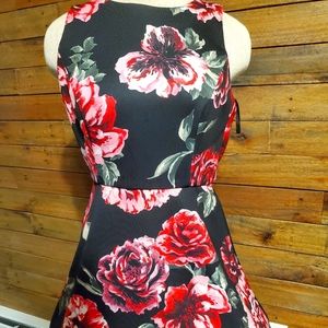 Jessica Simpson dress